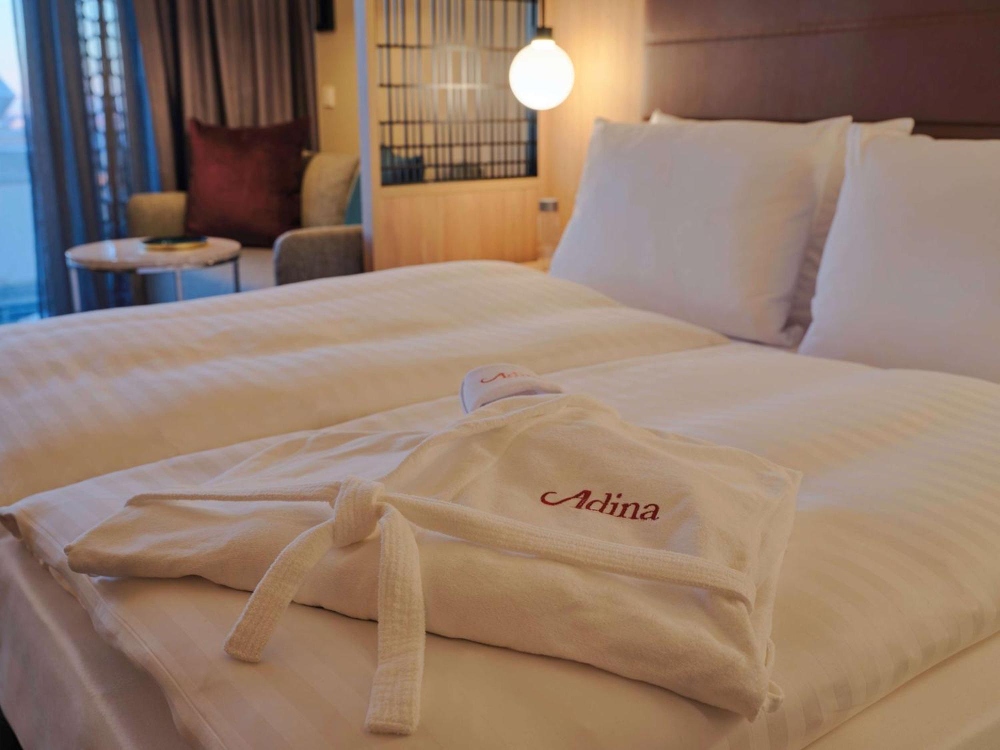Adina Apartment Hotel Мюнхен Экстерьер фото