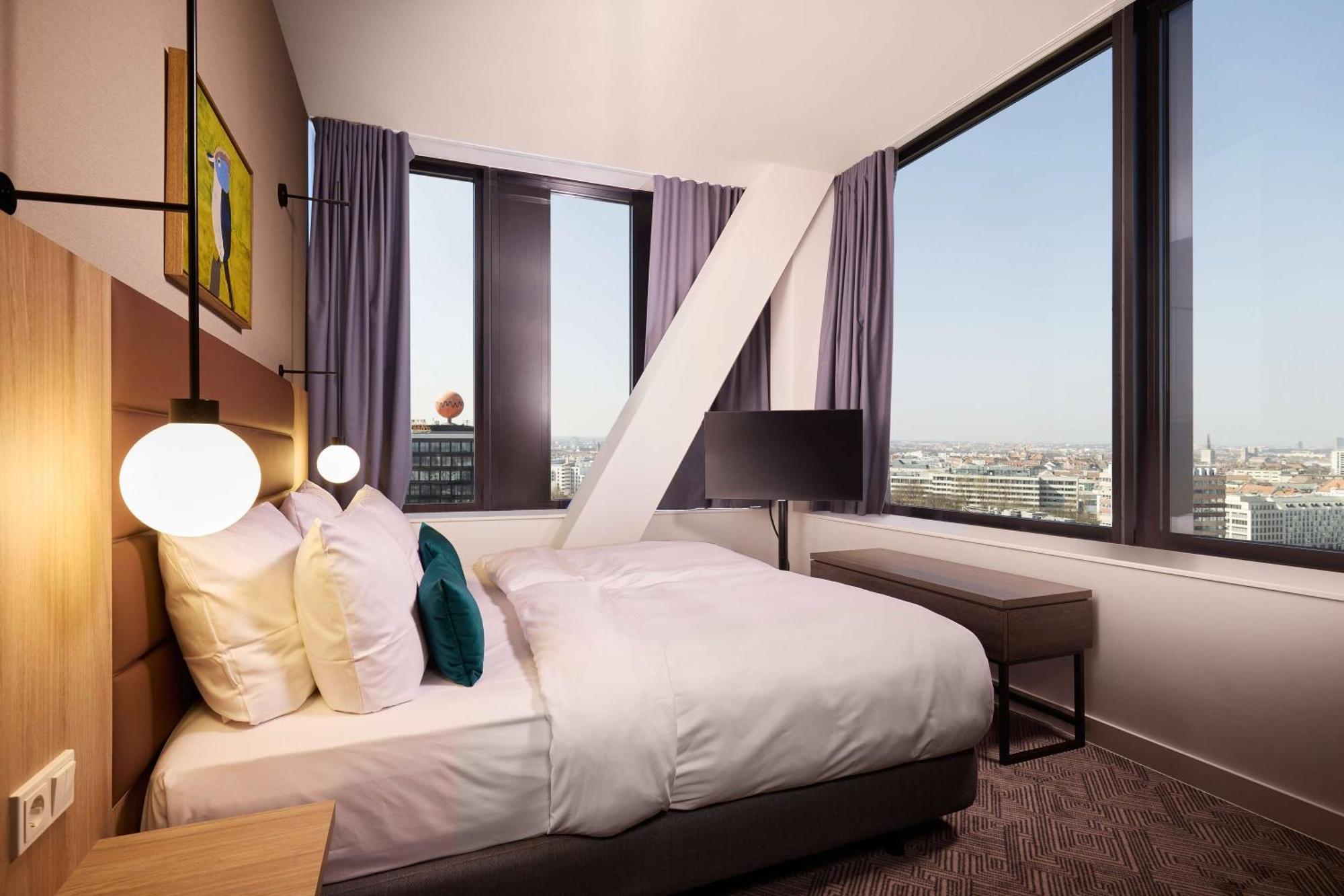 Adina Apartment Hotel Мюнхен Экстерьер фото